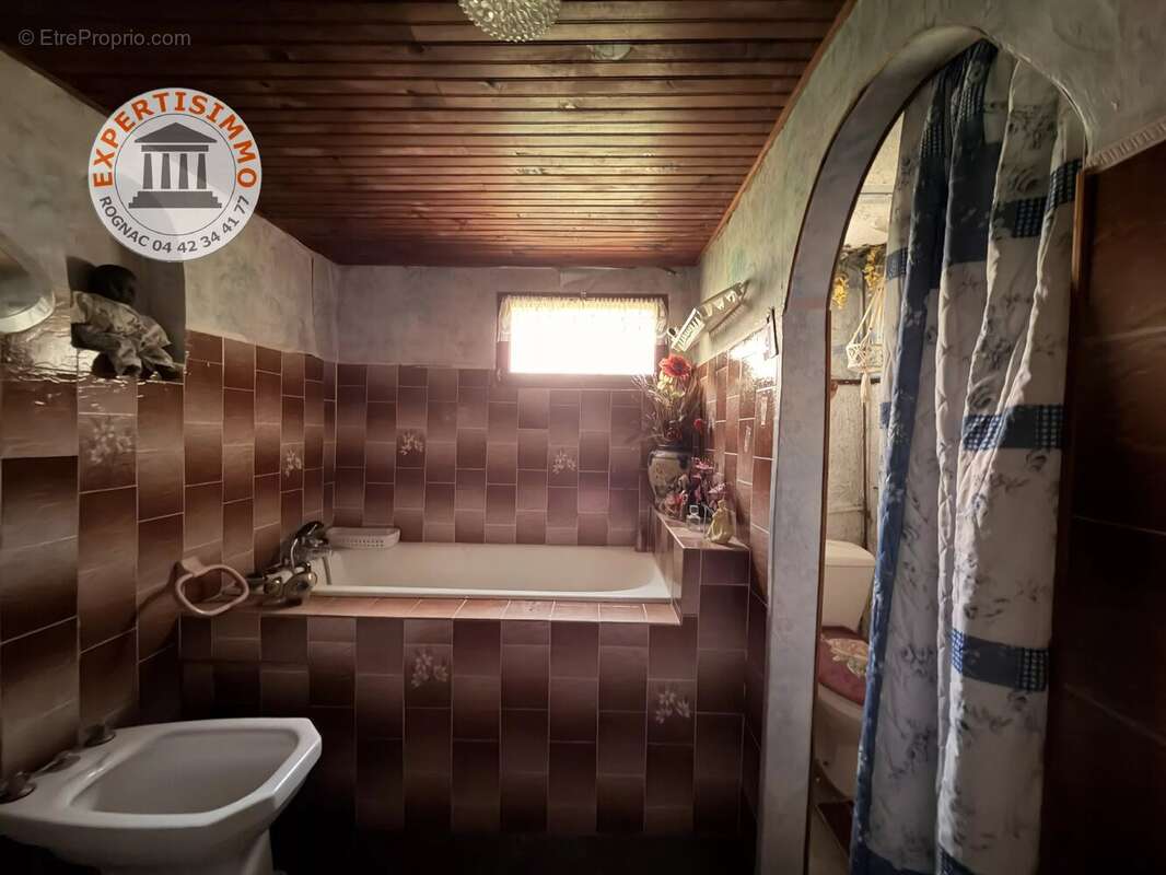 Maison à CABRIES