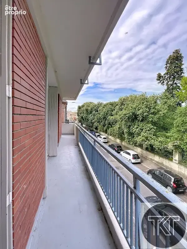 T4 de 84 m²  3 chambres  13 m² de balcon  vue sur jardin - photo 10