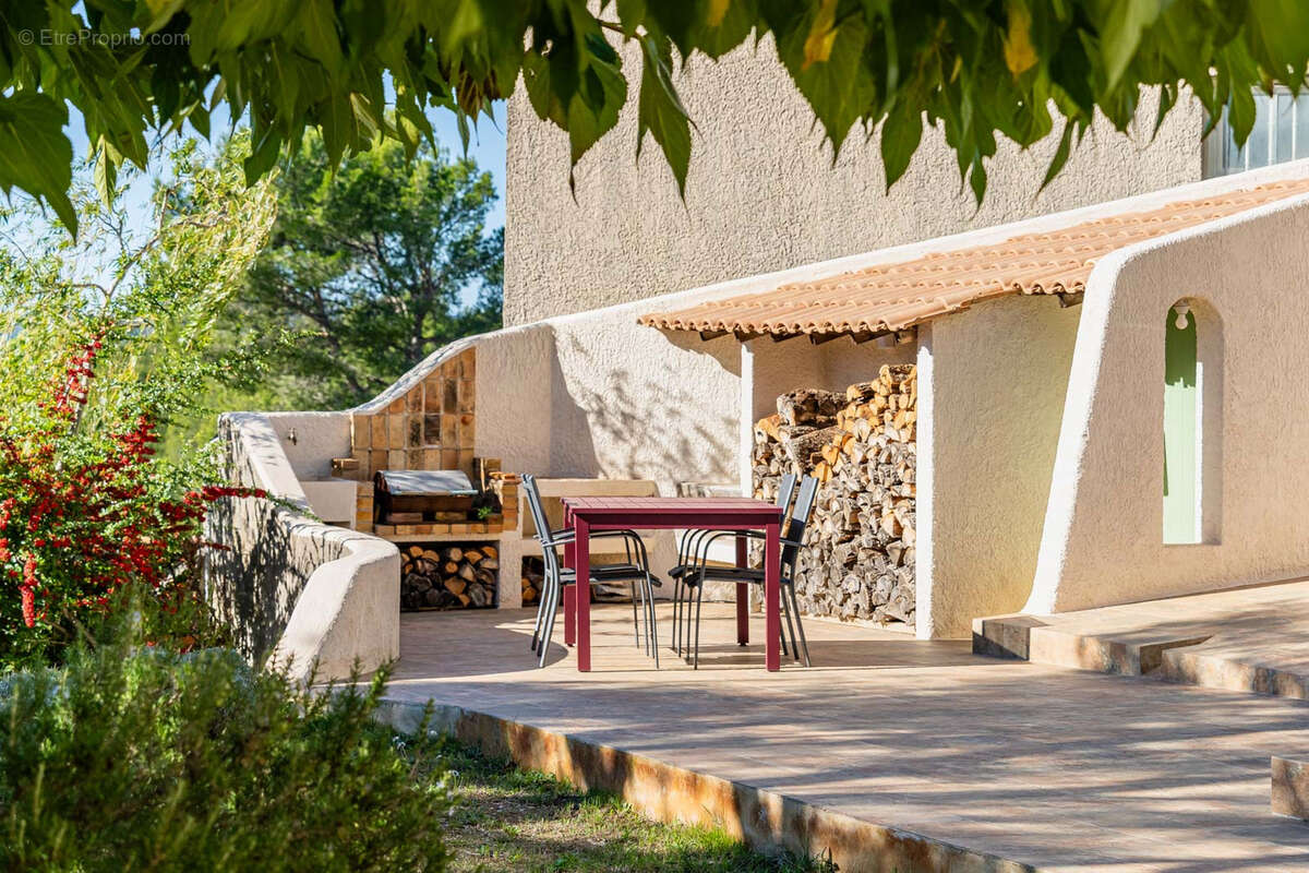 Maison à ROQUEFORT-LA-BEDOULE