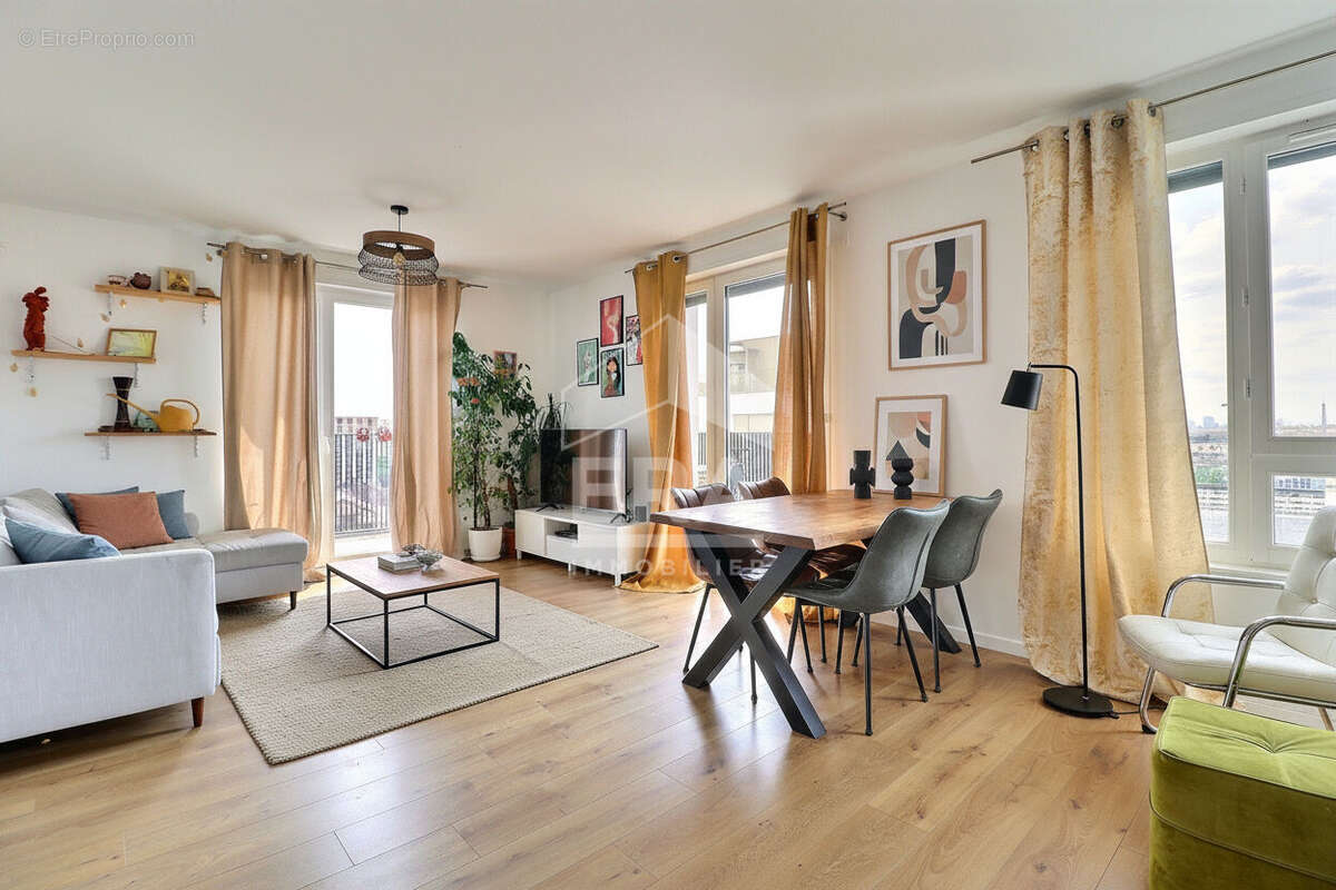 Appartement à SAINT-DENIS