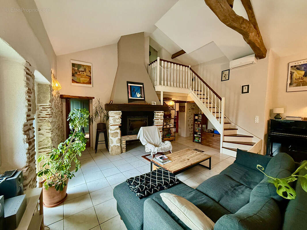 Maison à SAINT-SYLVESTRE-SUR-LOT