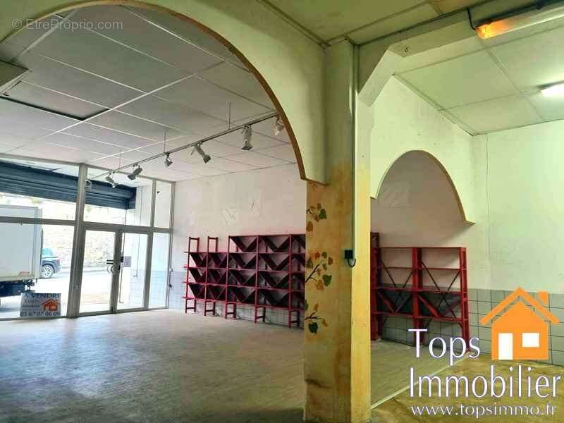 Commerce à VILLEFRANCHE-DE-ROUERGUE