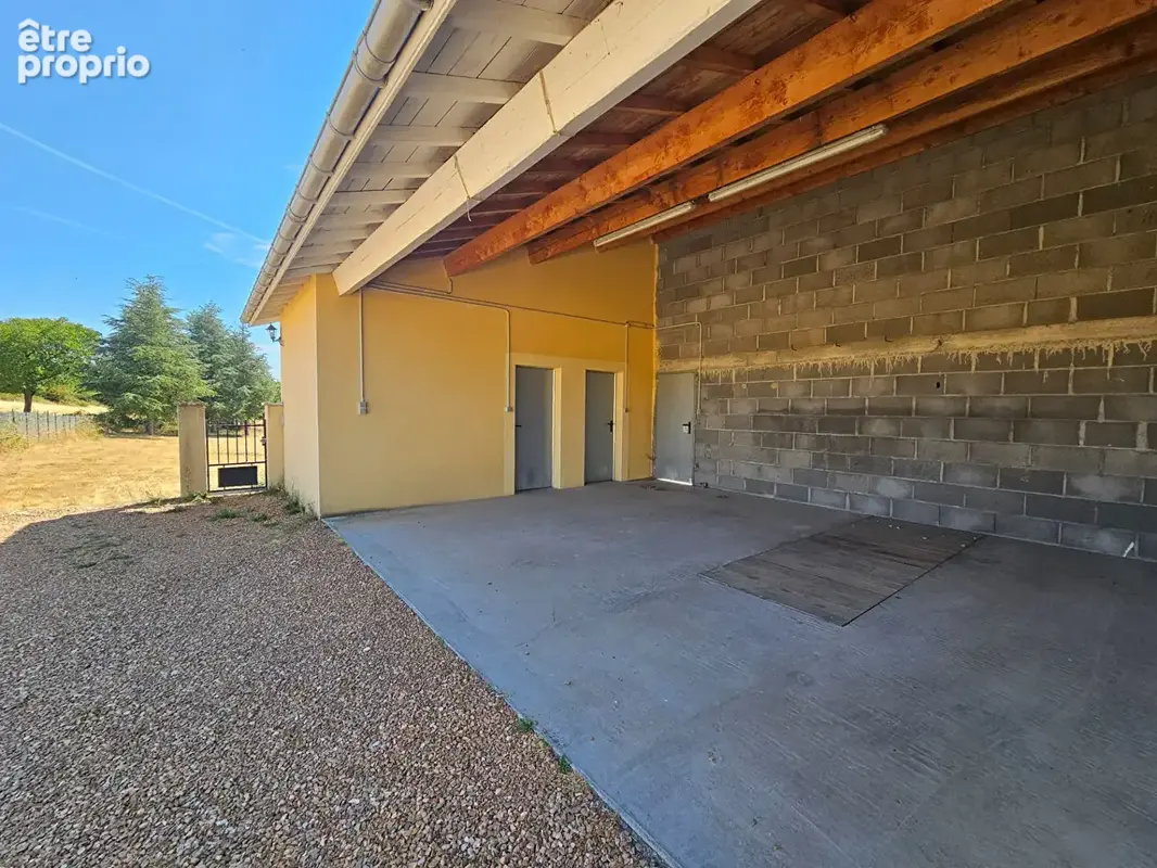 Maison 4 pièces 92 m2 sur 3270m² de terrain - photo 10