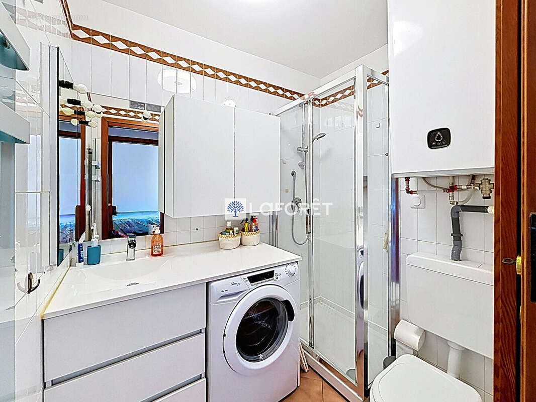 Appartement à ROQUEBRUNE-CAP-MARTIN