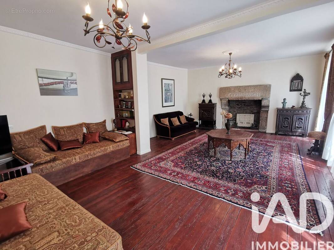 Photo 1 - Maison à PONTRIEUX