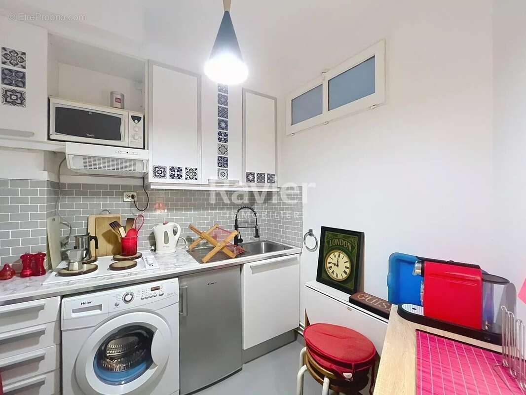 Appartement à PARIS-17E