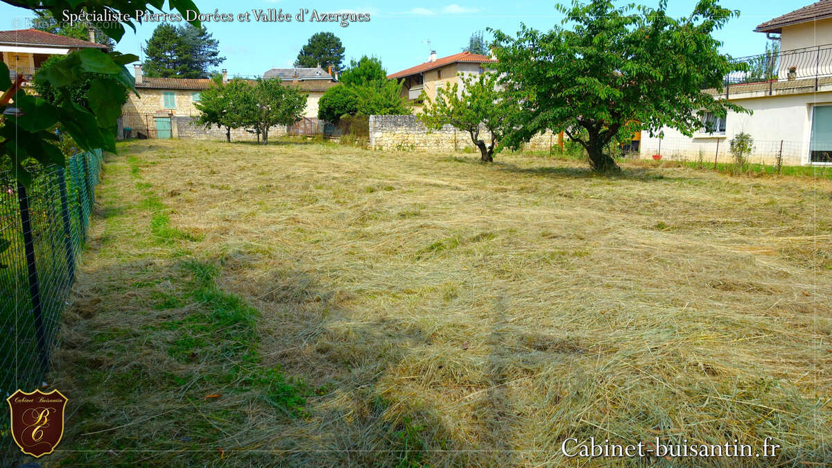 Terrain à MORANCE