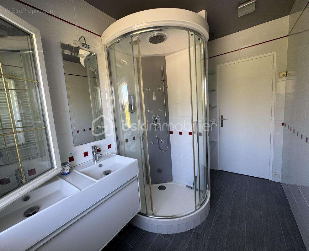 Maison à SAINT-PIERRE-DE-PLESGUEN