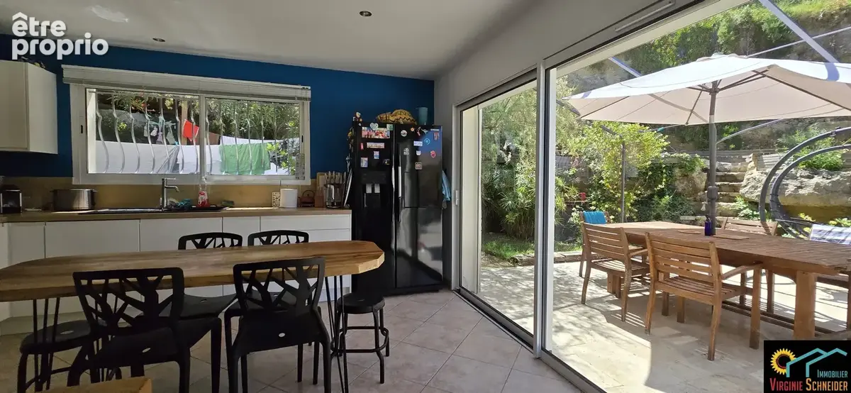 Maison 5 pieces de 130m2 sur parcelle de 1260m2 avec piscine et garage - photo 6