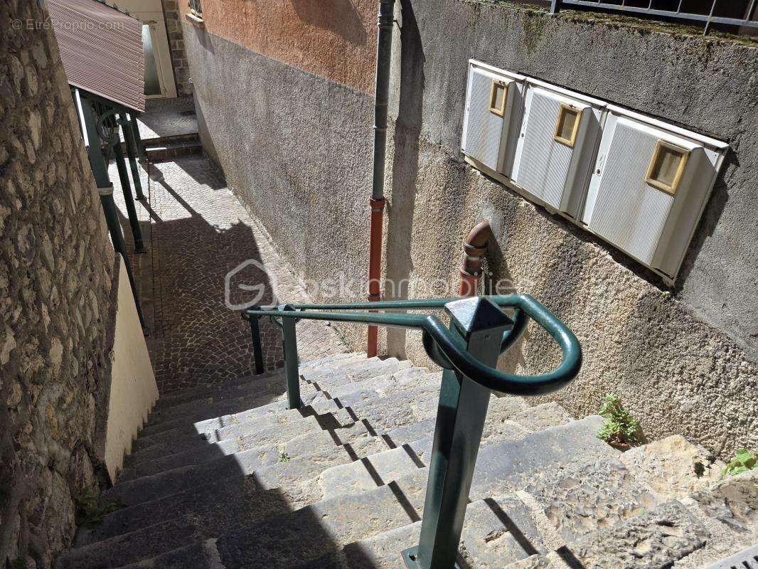 Maison à SAINT-SAUVEUR-SUR-TINEE