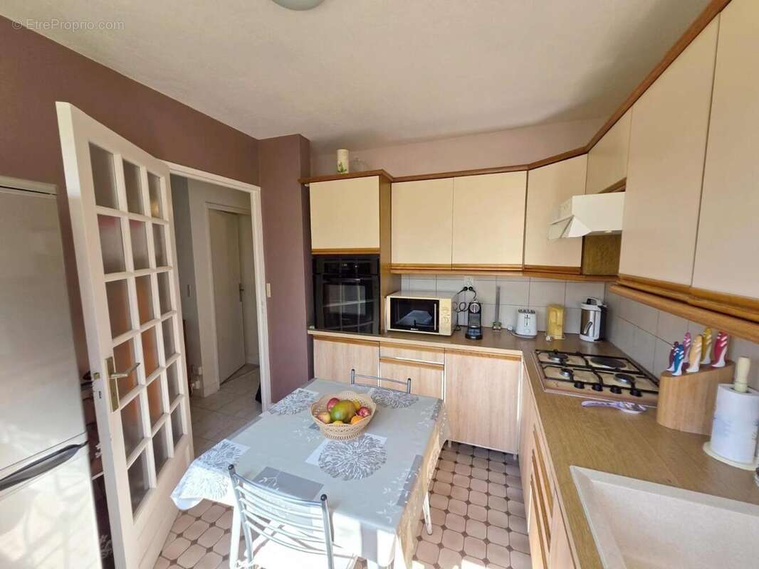 Photo 2 - Appartement à SAVIGNY-SUR-ORGE