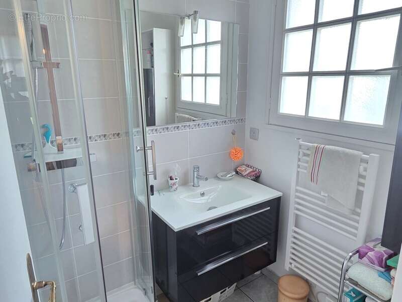 Charmante maison Normande de 135 M2 avec colombages et grand sous-sol 3 chambres à 15mn de Deauville - photo 13