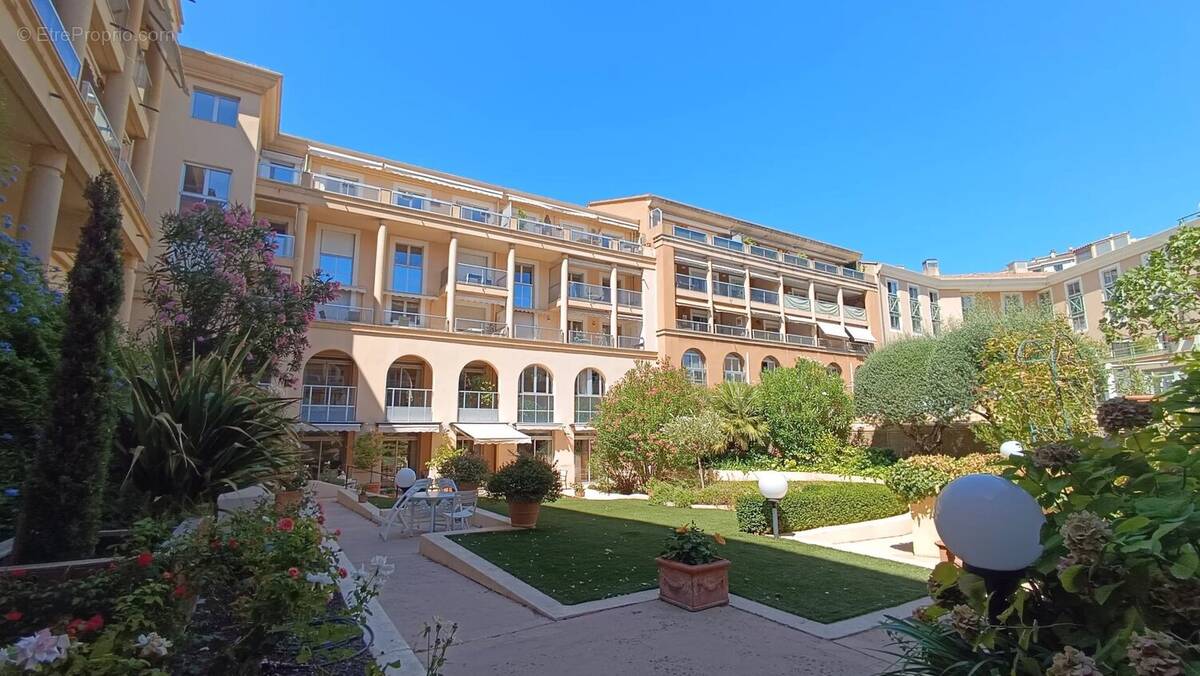 Appartement à AIX-EN-PROVENCE