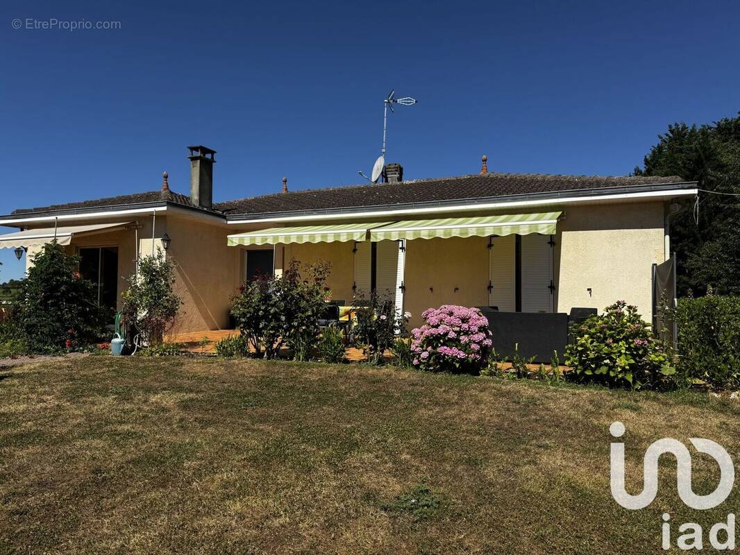 Photo 1 - Maison à SAINT-GERMAIN-DE-LUSIGNAN