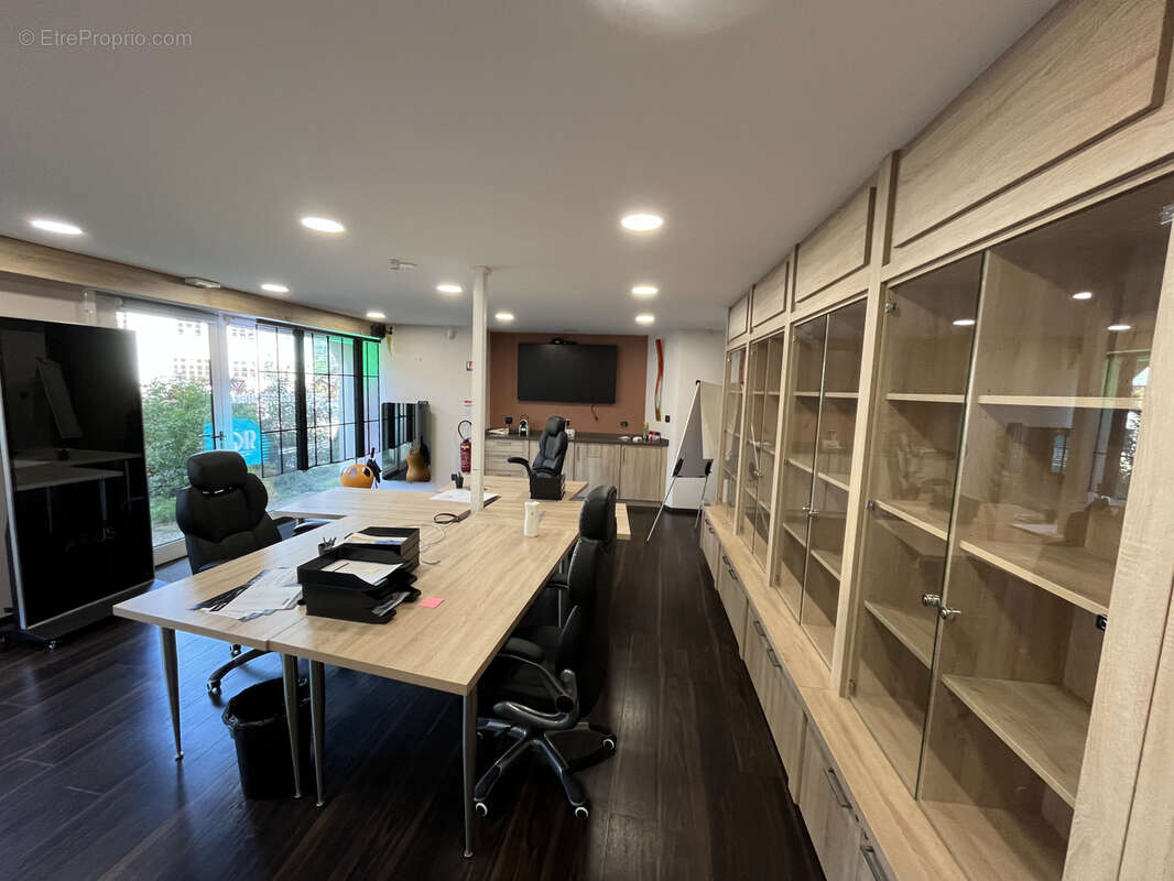 Commerce à PONTARLIER