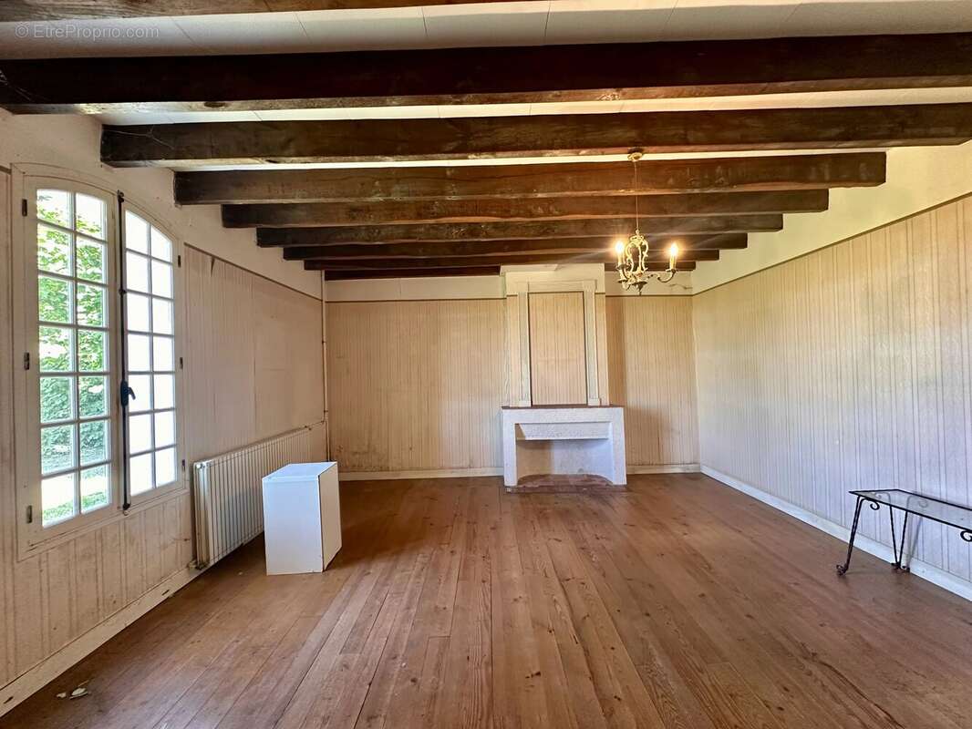 Propriété en pierre avec double garage et grange près d'Eymet - photo 5