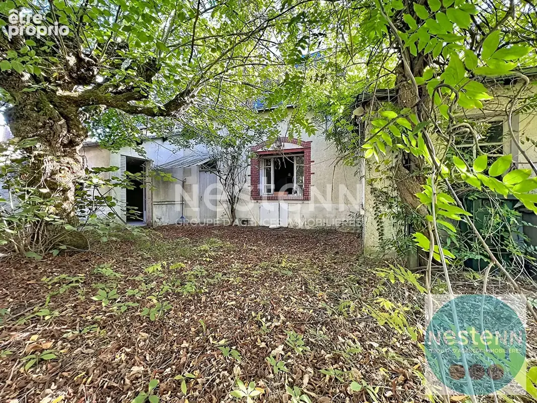 RARE À CONTRES - 227 m², 6 chambres, grange et énorme potentiel à 2 min du centre ! - photo 9