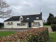 Maison à SAINT-ETIENNE-DU-GUE-DE-L&#039;ISLE