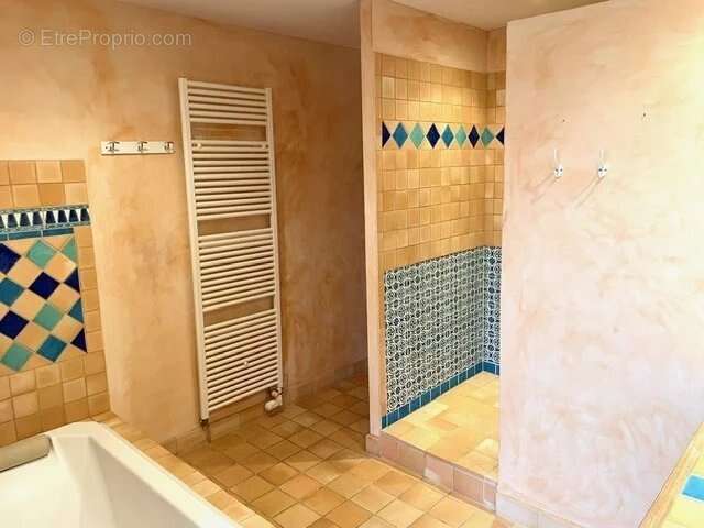 Maison à PUY-L'EVEQUE