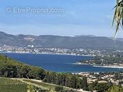 Maison à SAINT-CYR-SUR-MER