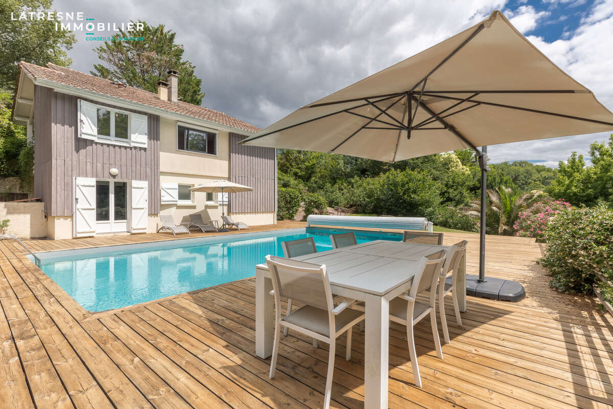 Maison à LATRESNE