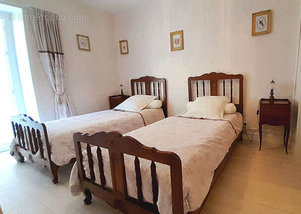 Appartement à BOURBON-L&#039;ARCHAMBAULT