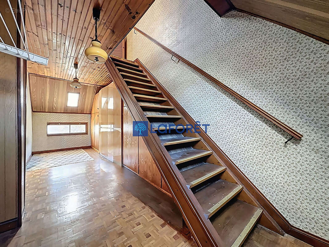 Maison à SAVIGNY-SUR-ORGE