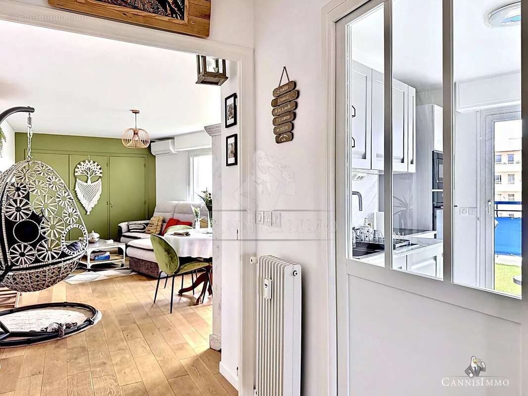 Appartement à LE CANNET