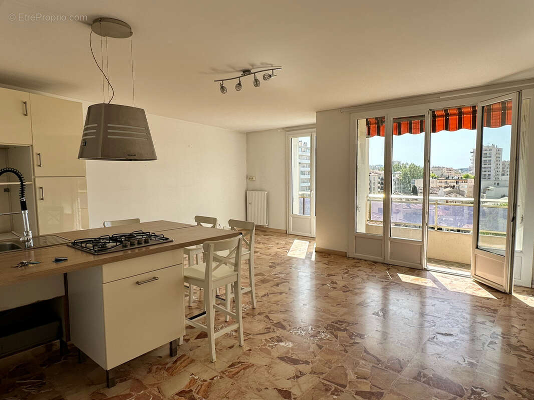 Appartement à TOULON