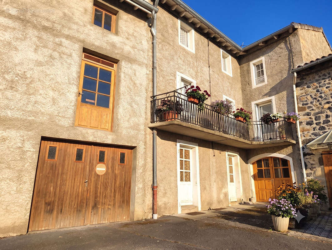 Maison à LANTRIAC