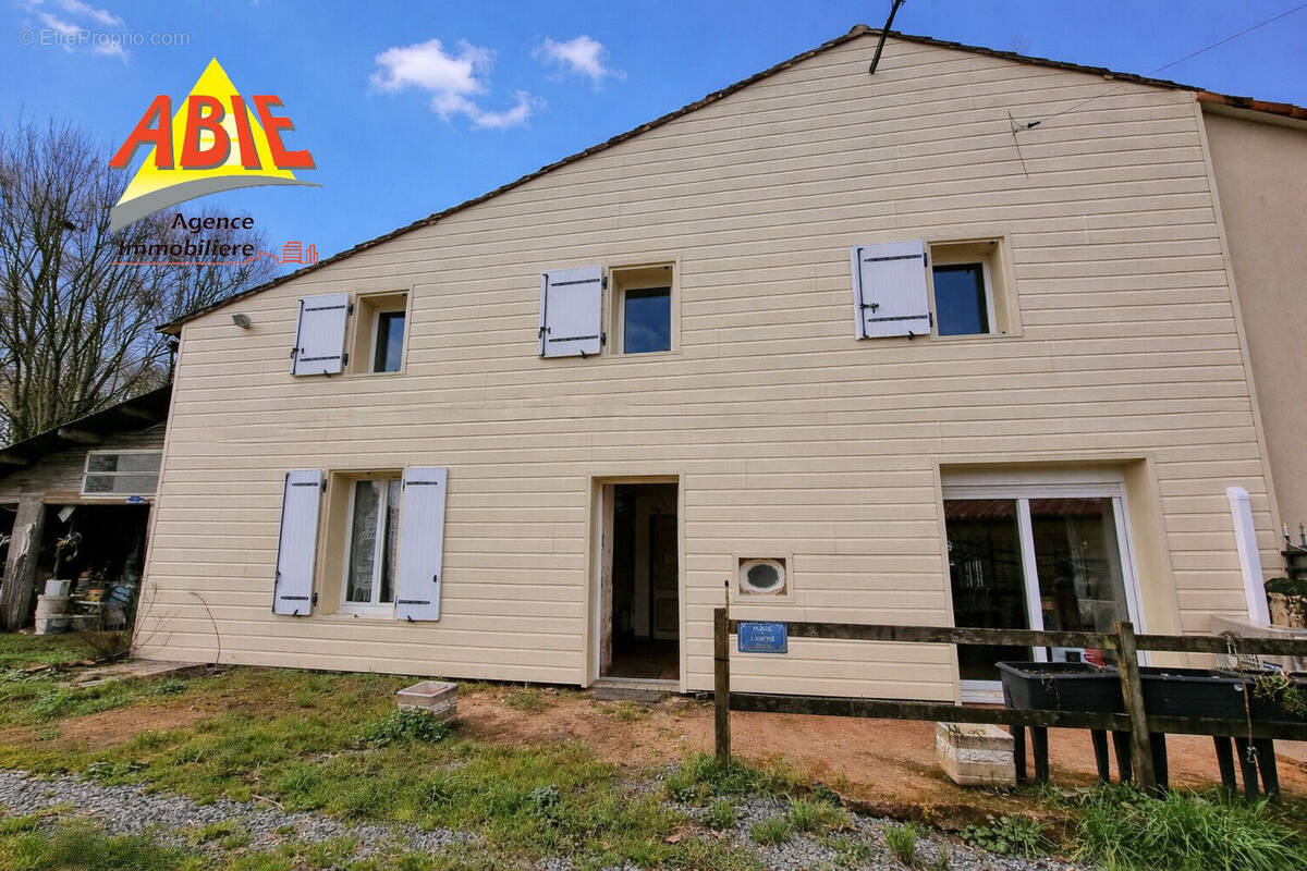 Photo 1 - Maison à CELLES-SUR-BELLE