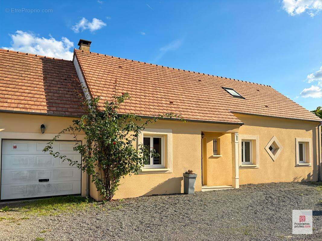 Maison à PARCE-SUR-SARTHE