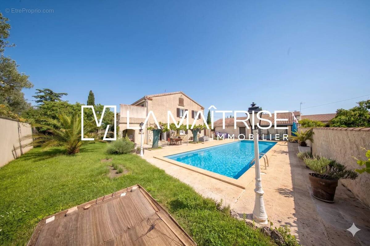 Maison à SAINT-MAXIMIN-LA-SAINTE-BAUME