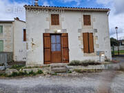 Maison à SAINT-MARTIAL-DE-MIRAMBEAU