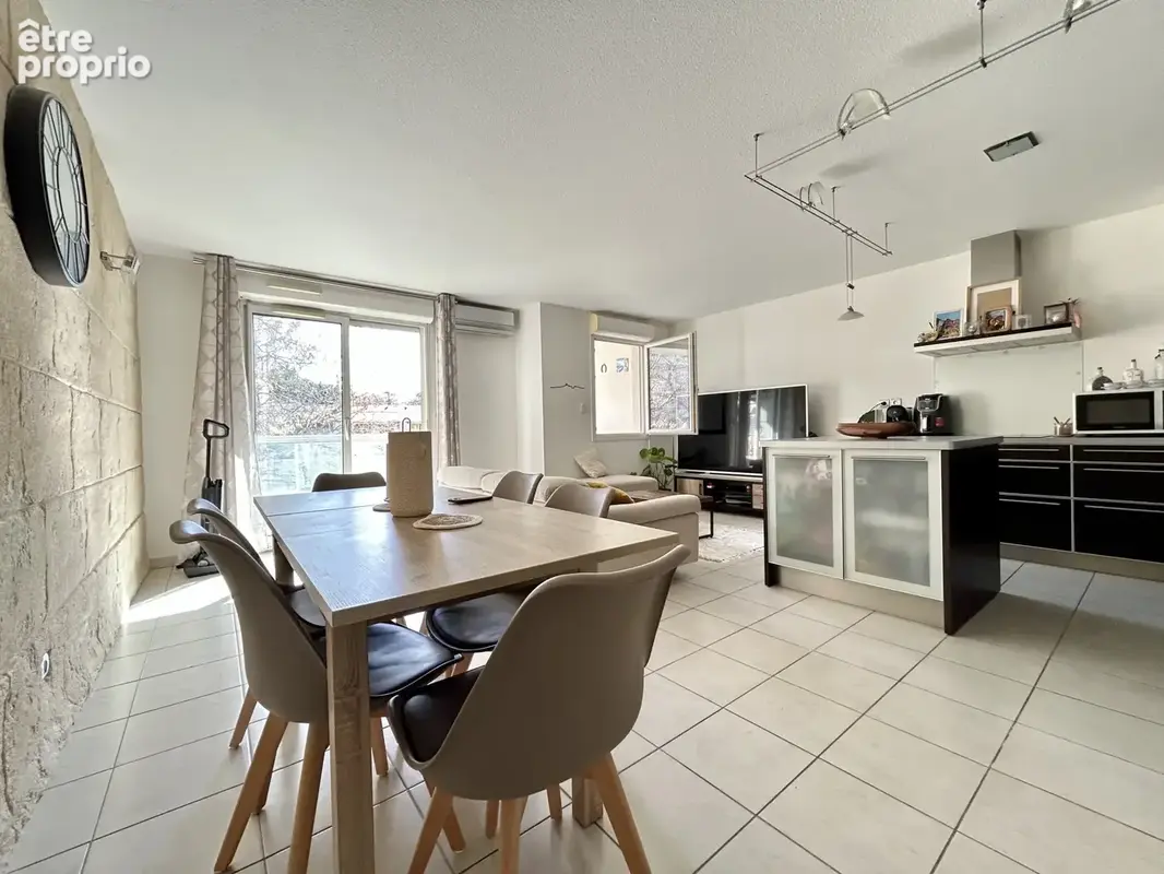 Appartement T3   66,40 m2 avec terrasse, parking & garage   Marseille 13010 - photo 6
