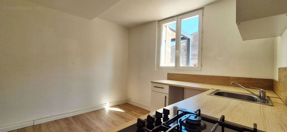 Appartement à LE LUC