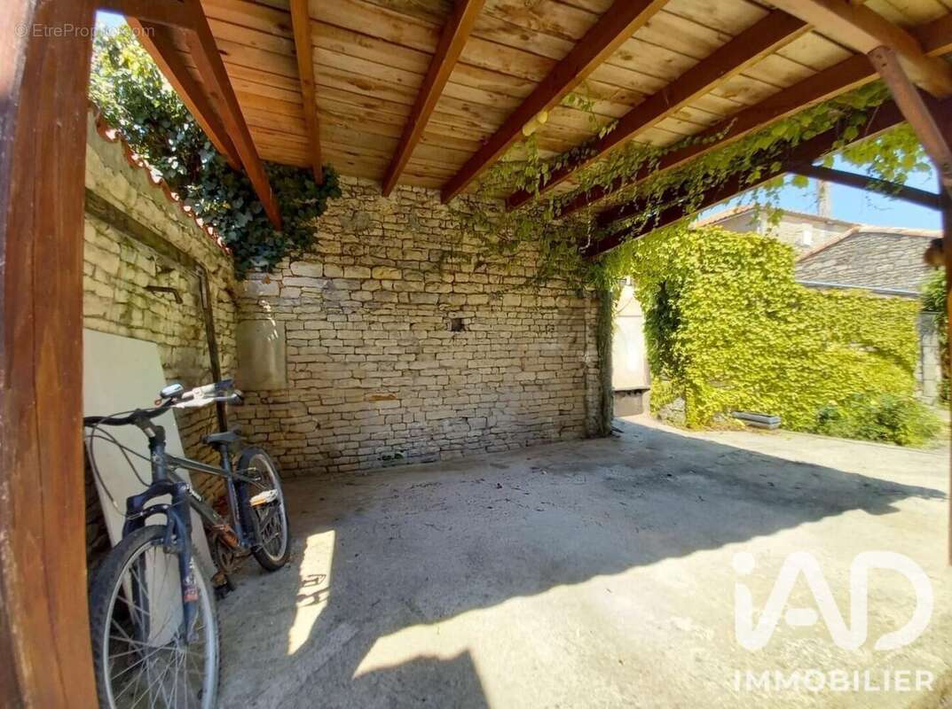 Photo 4 - Maison à LES FOSSES