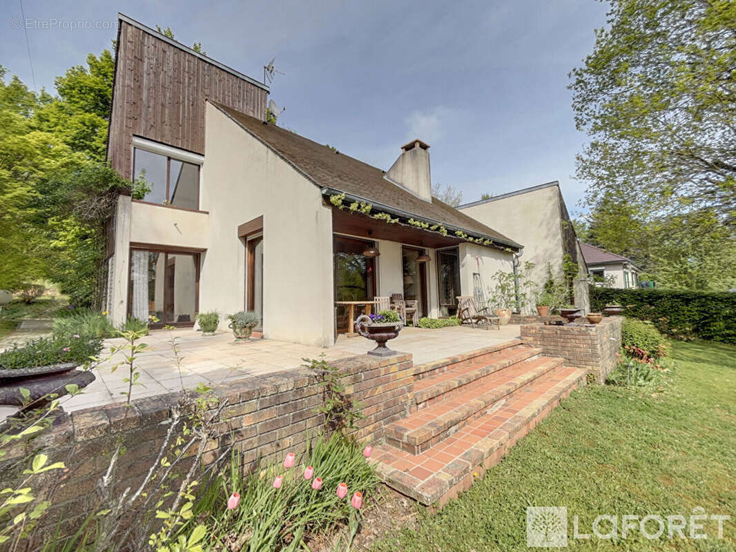 Maison à GIF-SUR-YVETTE