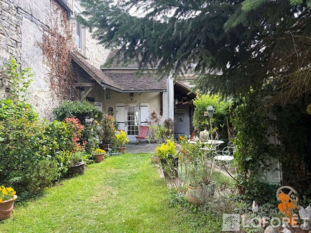 Maison à BOURRON-MARLOTTE