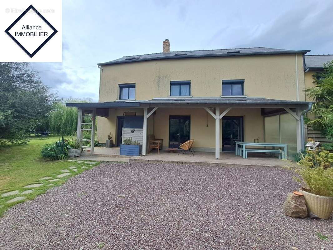 Maison à BEDEE