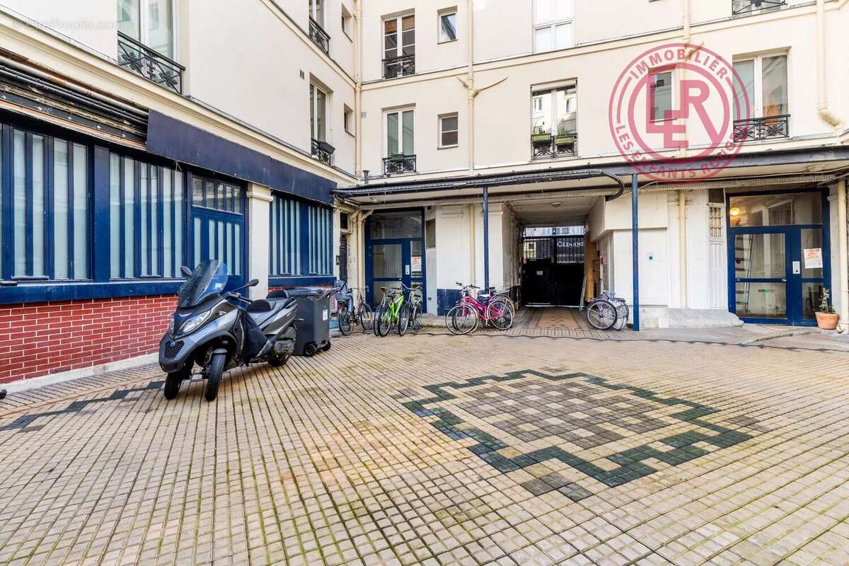 Appartement à PARIS-10E
