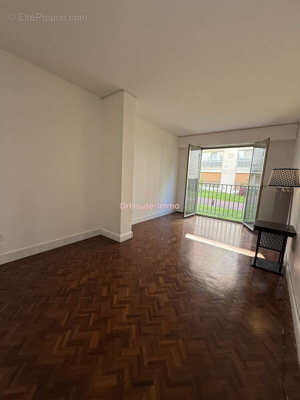Appartement 120 m² à Versailles  - photo 5