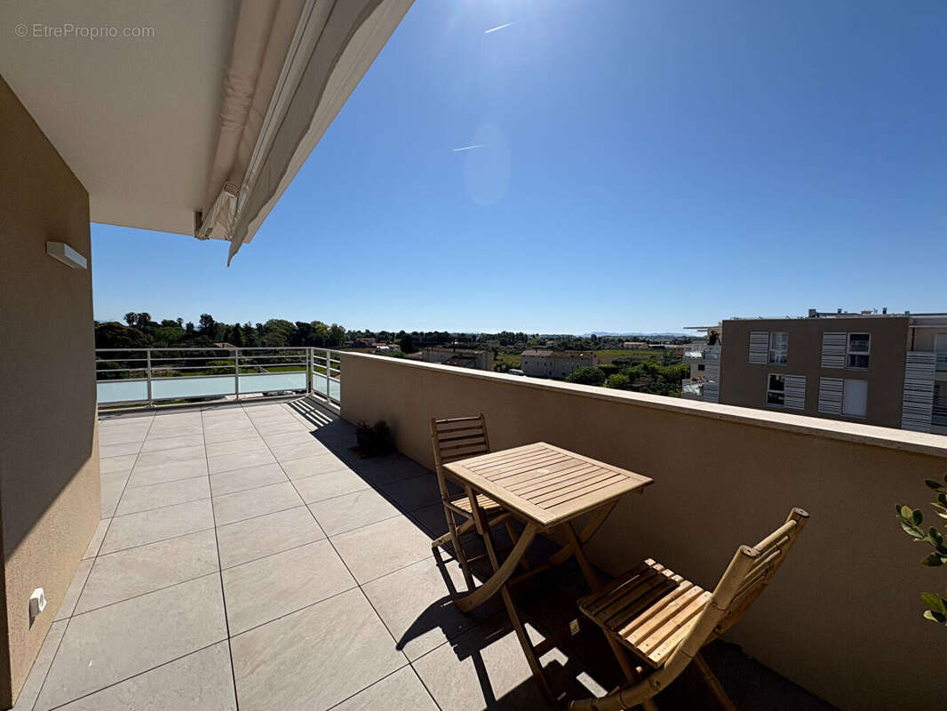 Appartement à HYERES