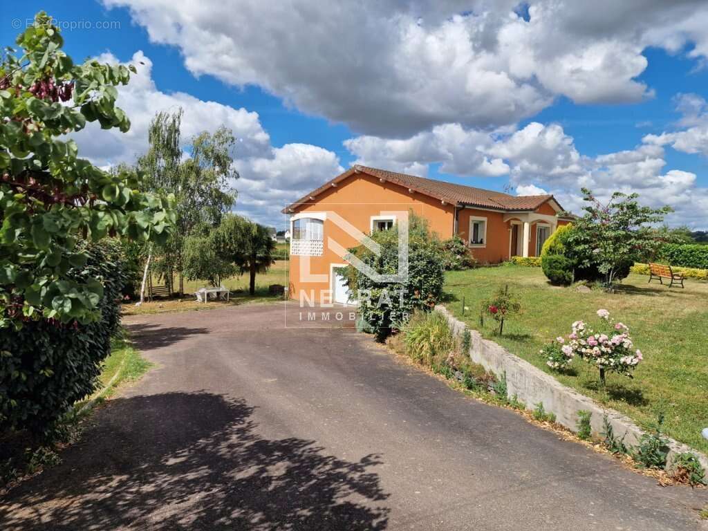 Maison à DIGOIN