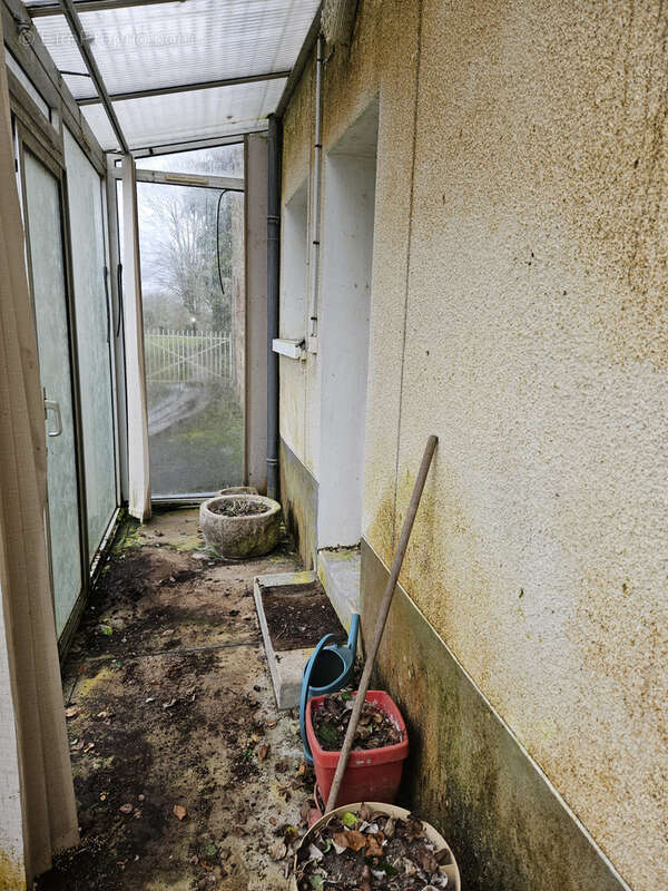 Maison à BUSSIERE-POITEVINE
