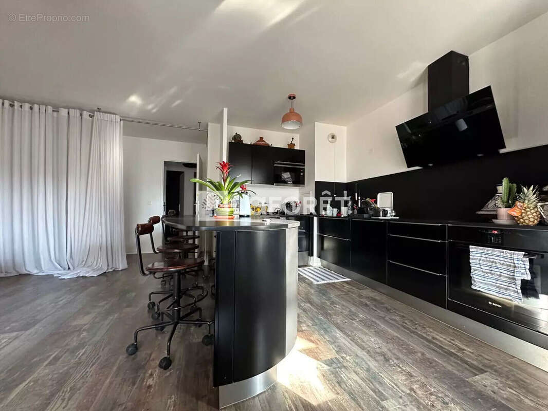 Appartement à NANTERRE