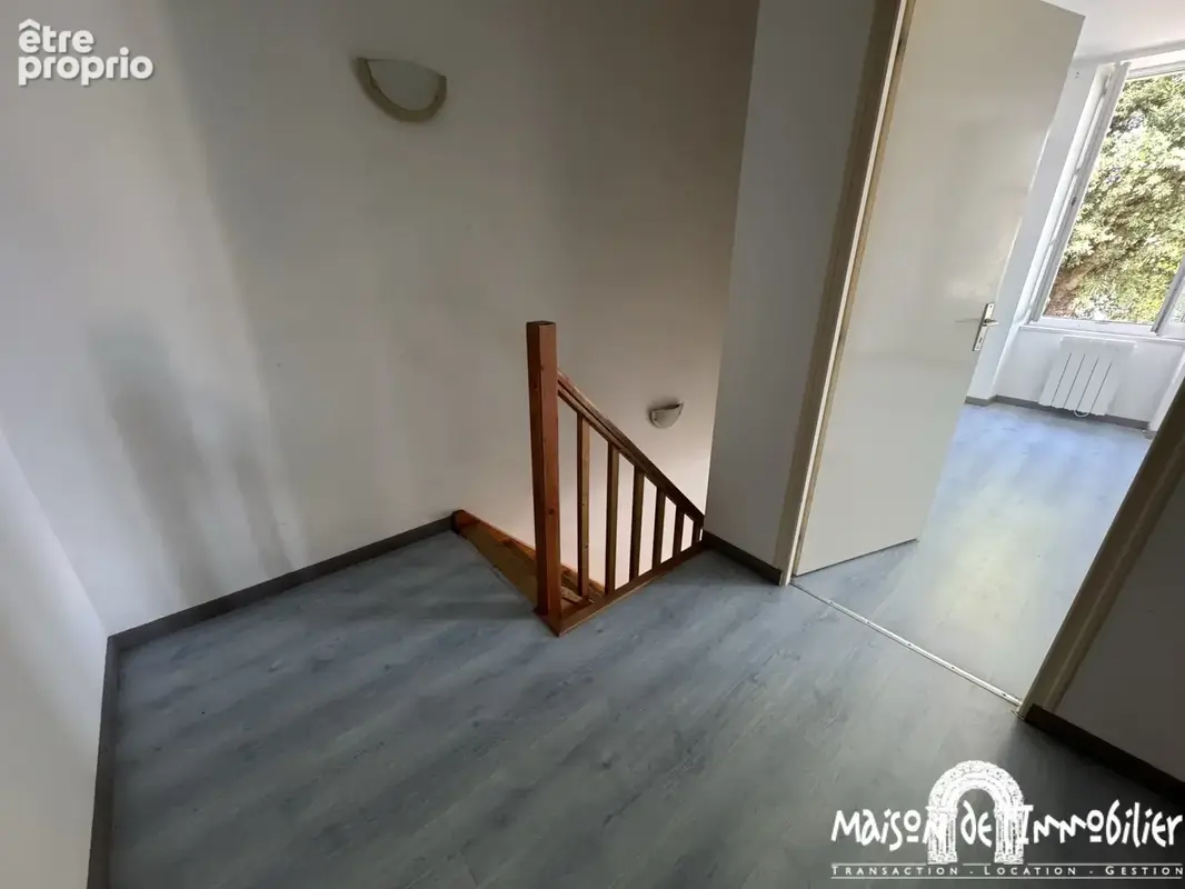 A vendre à VAL-DE-COGNAC - Ensemble immobilier de deux logements - photo 17