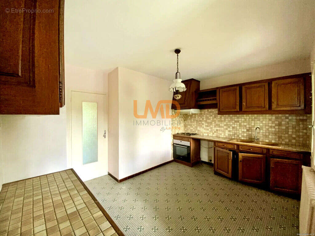 Maison idéale pour famille rêvant d'espace ! Prix Négociable ! - photo 11