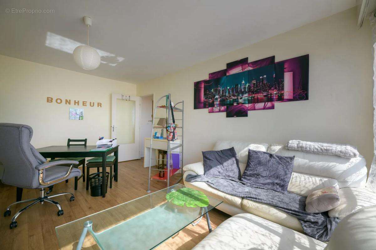 Appartement à JOUE-LES-TOURS