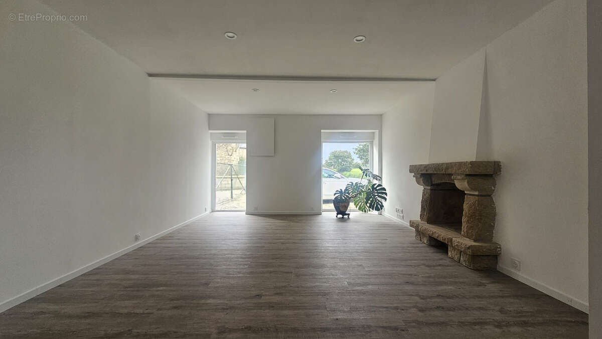 Maison à SAINT-GLEN